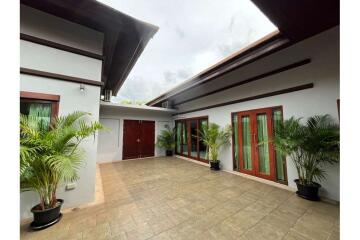 Seaview Villa 4 Bedrooms 5 bathroom for rent At Bang Rak, Koh Samui