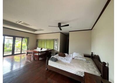 Seaview Villa 4 Bedrooms 5 bathroom for rent At Bang Rak, Koh Samui