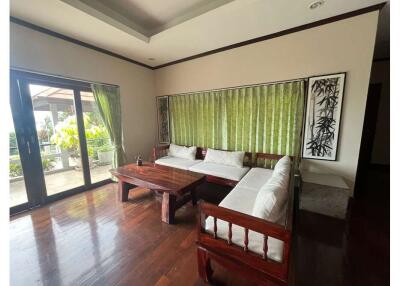 Seaview Villa 4 Bedrooms 5 bathroom for rent At Bang Rak, Koh Samui