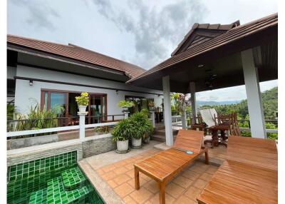 Seaview Villa 4 Bedrooms 5 bathroom for rent At Bang Rak, Koh Samui