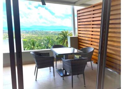 Beautiful sea view, 2 bed, 2 bath condo for rent