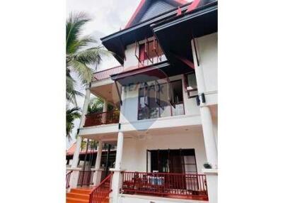 Exceptionally large sunset Sea view Thai Style villa for RENT