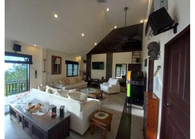 Stunning 4 bedroom Ocean view Villa in Koh Tao Only 15,000,000 Baht