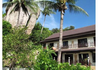 Stunning 4 bedroom Ocean view Villa in Koh Tao Only 15,000,000 Baht