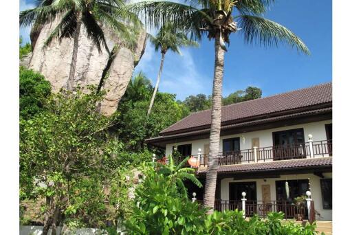 Stunning 4 bedroom Ocean view Villa in Koh Tao Only 15,000,000 Baht