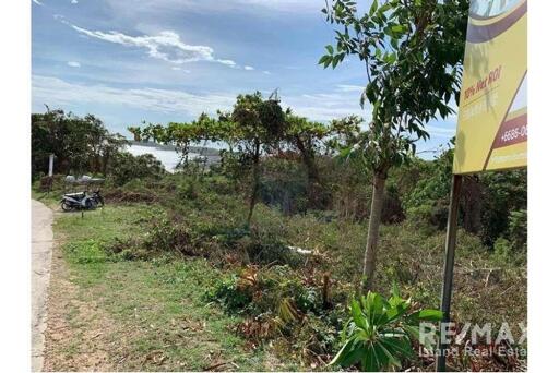 Sea view land for sale ! New price