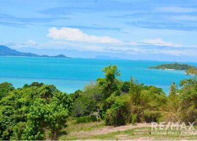 Sea view land for sale ! New price