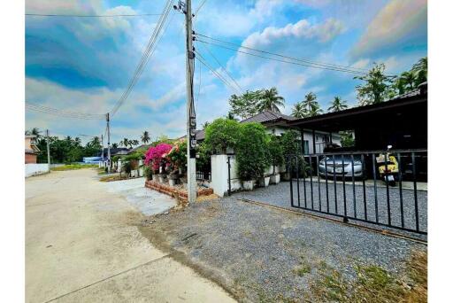 232 Sqm., 2 Beds, 2 Baths Townhouse listed for ฿ 2,690,000.