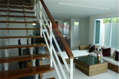 2 Bedrooms Townhouse in Bophut