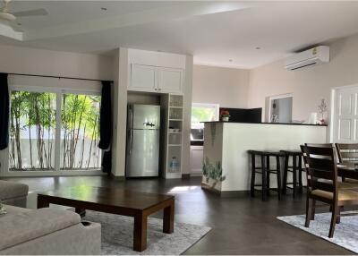 2 Bedroom Pool House in Mae Nam for Rent: