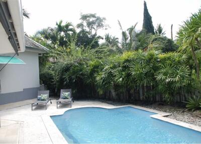 2 Bedroom Pool House in Mae Nam for Rent: