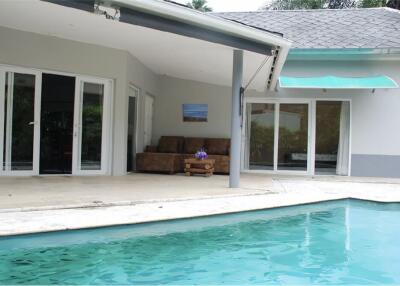 2 Bedroom Pool House in Mae Nam for Rent: