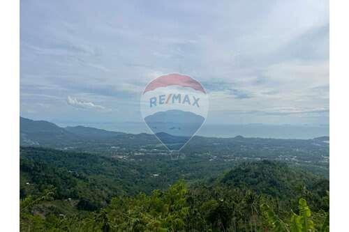 1,122 Sqm. Land listed for ฿ 3,200,000.