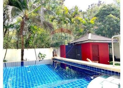 Exceptionally large sunset Sea view Thai Style villa