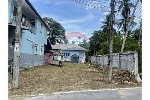 Townhome project near Nathon beach