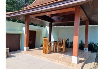 Thai Style Villa For  Sale At Bangrak Koh Samui