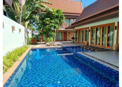 Thai Style Villa For  Sale At Bangrak Koh Samui