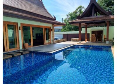 Thai Style Villa For Sale At Bangrak Koh Samui