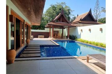 Thai Style Villa For  Sale At Bangrak Koh Samui