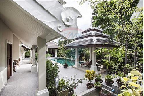 A wheelchair accessible villa, south of Samui