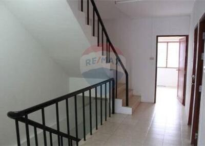 Townhouse for Sale in front of Main Rd in Bophut