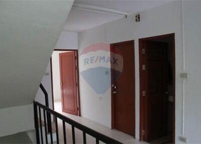 Townhouse for Sale in front of Main Rd in Bophut