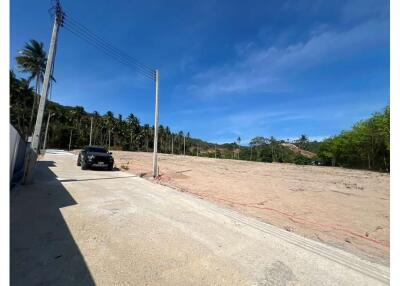 Beautiful Mountain & Sunset View Land for Sale 800 SQ.M @MaeNam Soi 1