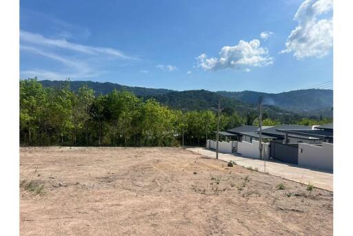 Beautiful Mountain & Sunset View Land for Sale 800 SQ.M @MaeNam Soi 1