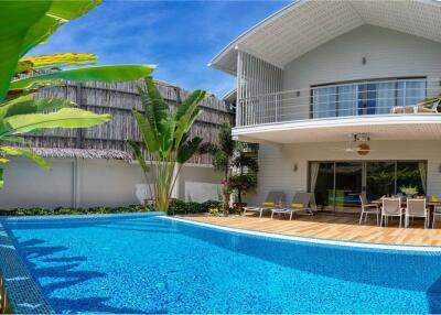 3 bedroom villa at Bantai Beach