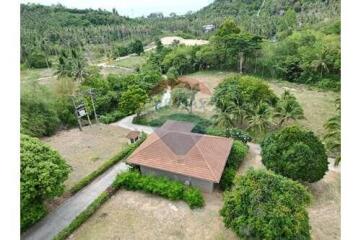 Mountain View Pool Villa in Bang Por, Koh Samui. Investment Property!