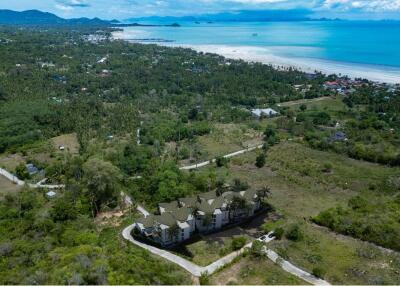 Seaview 2-bedroom Condo in Ang Thong, Samui. Few Mins to the Beach!