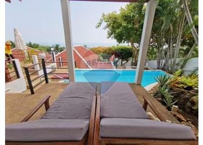 Captivating Sea View 2 bed Villa for Rent