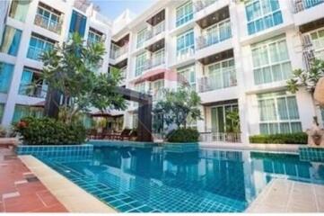 1 Bedroom Condo with Direct Pool Access and Abundant Natural Light