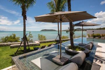 Luxurious 7-BR Beachfront Pool Villa in Laem Sor, Koh Samui