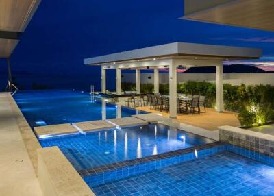 Luxurious 7-BR Beachfront Pool Villa in Laem Sor, Koh Samui