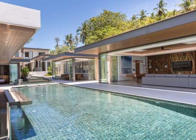 Luxurious 7-BR Beachfront Pool Villa in Laem Sor, Koh Samui