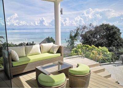 Stunning 7-bedroom Seaview villa for sale