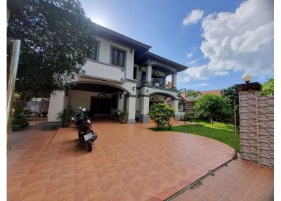 Big Single House  Near Lipa Noi Beach