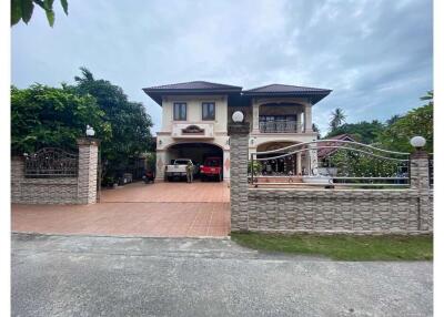 Big Single House  Near Lipa Noi Beach