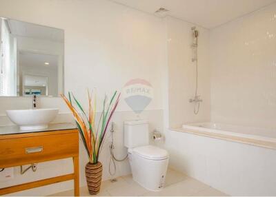 Investment Opportunity. 2 Bedrooms Condo in Choeng Mon, Koh Samui