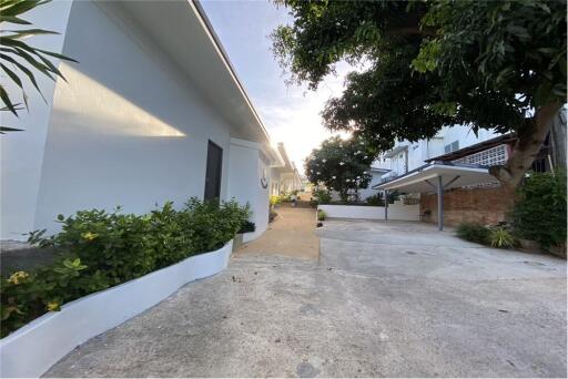 Newly Resort 8 rooms for sale walkable to Chaweng