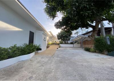 Newly Resort 8 rooms for sale walkable to Chaweng