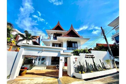 Stunning 4-bedroom Seaview villa for sale just meters from Big Buddha