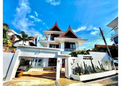 Stunning 4-bedroom Seaview villa for sale just meters from Big Buddha