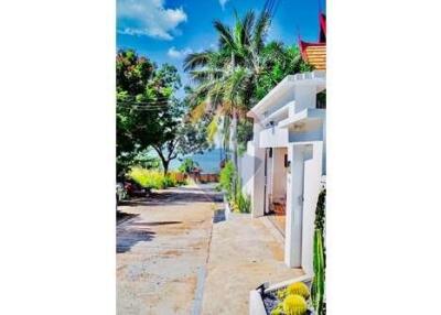 Stunning 4-bedroom Seaview villa for sale just meters from Big Buddha