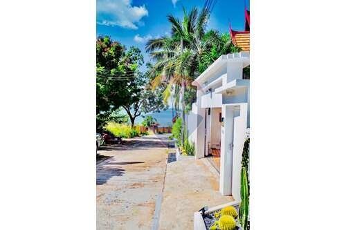 Stunning 4-bedroom Seaview villa for sale just meters from Big Buddha