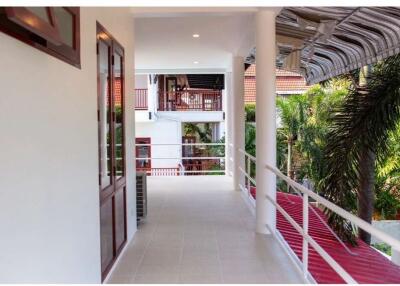 Stunning 4-bedroom Seaview villa for sale just meters from Big Buddha