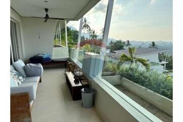 Furnished 3 Beds Condo With a Terrace and Seaview In Maenam For Rent