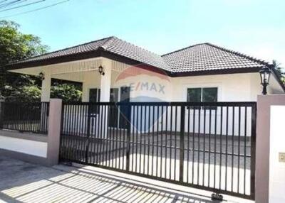 Freehold 2-Bedroom Single House for Sale in Mae Nam, Koh Samui