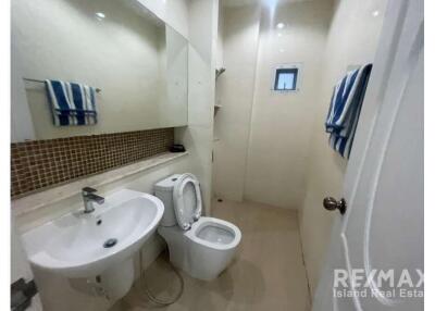 Single House With 2 Bedroom For Sale In Mae Nam, Koh Samui.